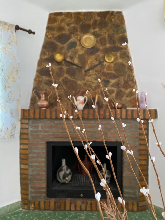 莫纳奇尔Casita Rural La Rosa De La Huerta Con Chimenea Interior公寓 外观 照片
